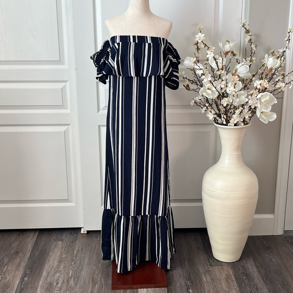 💙NWT Lucca Couture Navy Blue Striped Maxi Dress